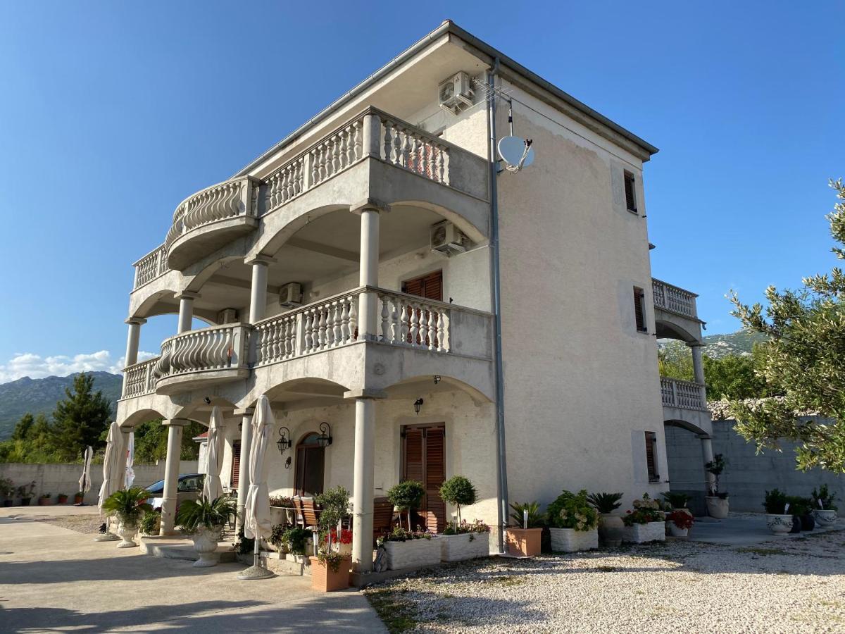 Villa Punta Rovanjska Bagian luar foto
